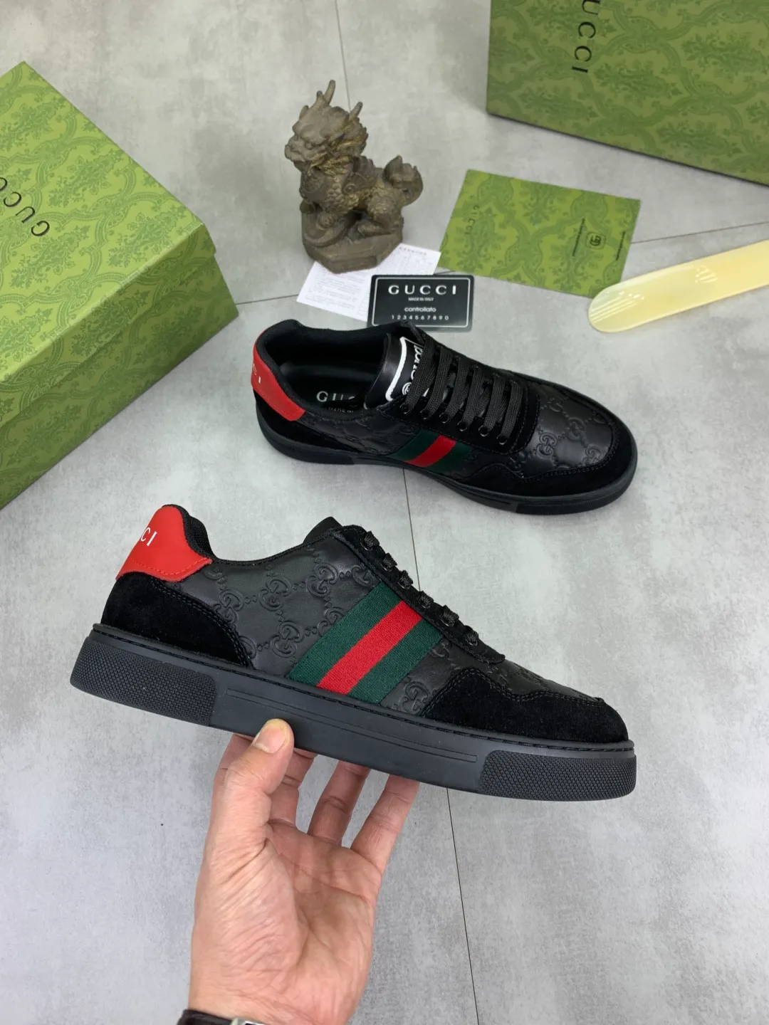 Men's men's shoes 💰P380💰【New model】🆘 The latest model from Gucci official website🎁Classic casual and fashionable men's shoes👟Best model💥The style is simple and elegant, exclusive for trendy men. Unique official website latest brand elements👑Gucci original decoration, fashionable and generous, the fabric is made of original soft calfskin➕Comfortable soft pigskin lining ✅The official website specifies wear-resistant rubber outsole_full of elasticity, classic model taken in real life🎬Color: 2️⃣colors available😍Number: 38-44